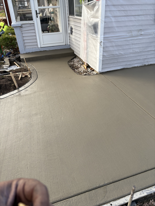 Superior Concrete Grand Rapids project photo 8